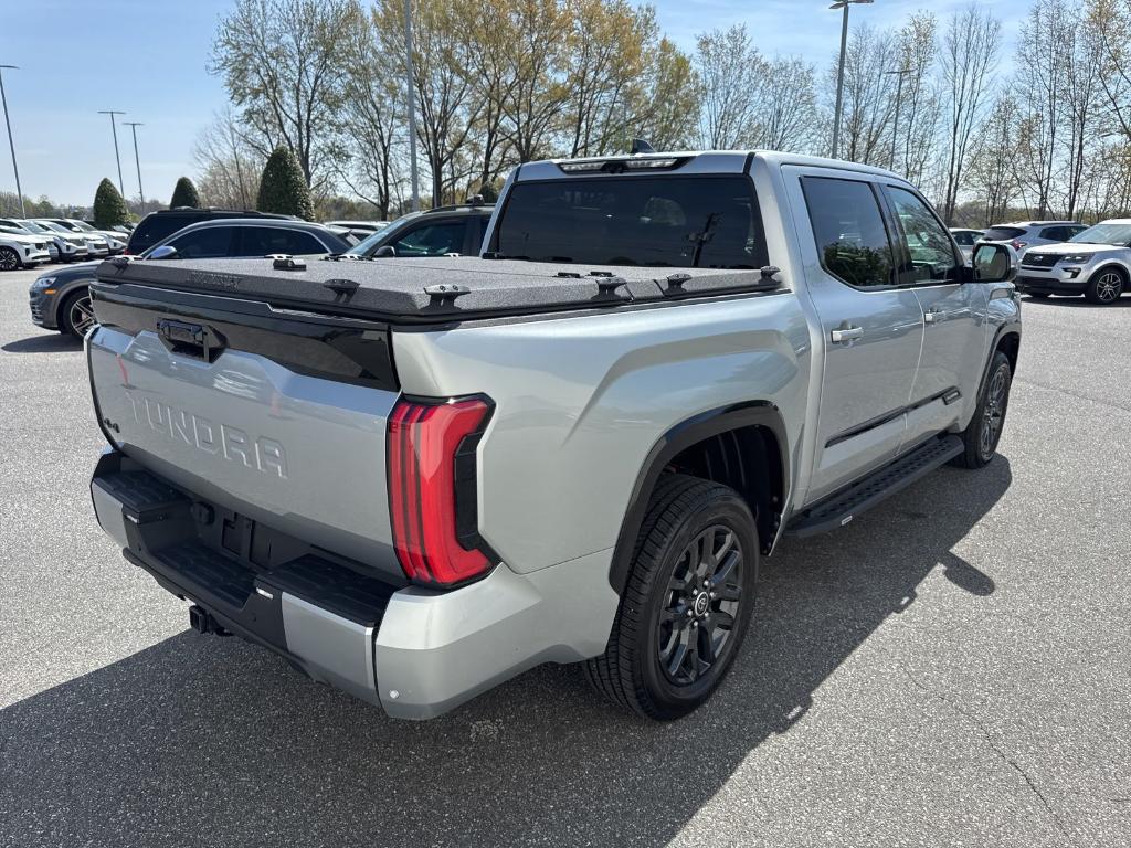 TOYOTA TUNDRA - 7