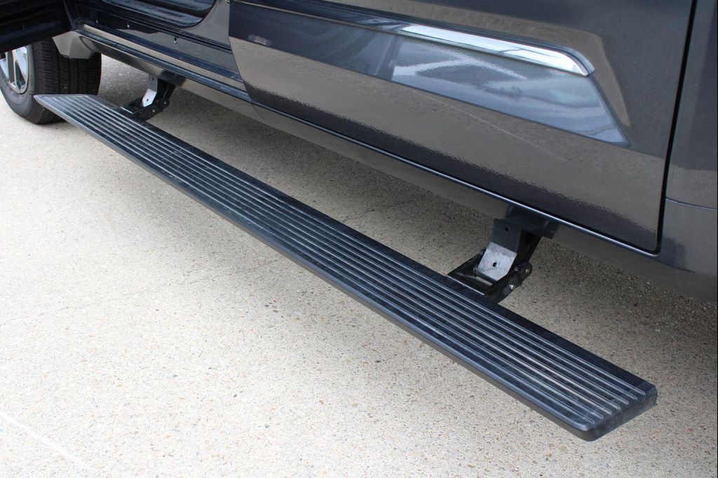 2025 Toyota TUNDRA PLATINUM thumbnail 27