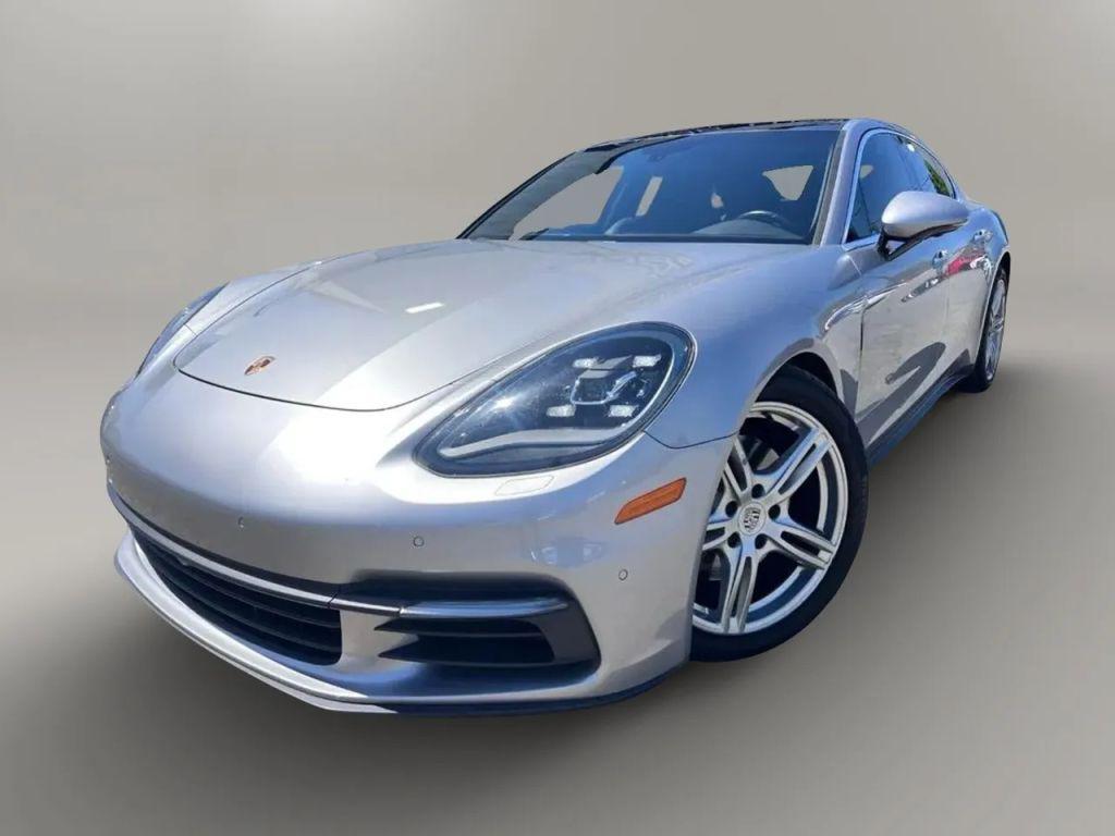 2017 Porsche Panamera 4S