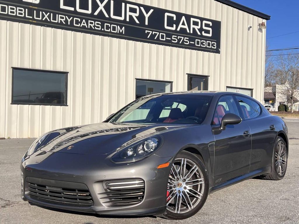 2016 Porsche Panamera