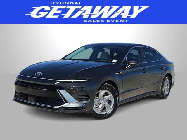 New 2026 Hyundai SONATA SE