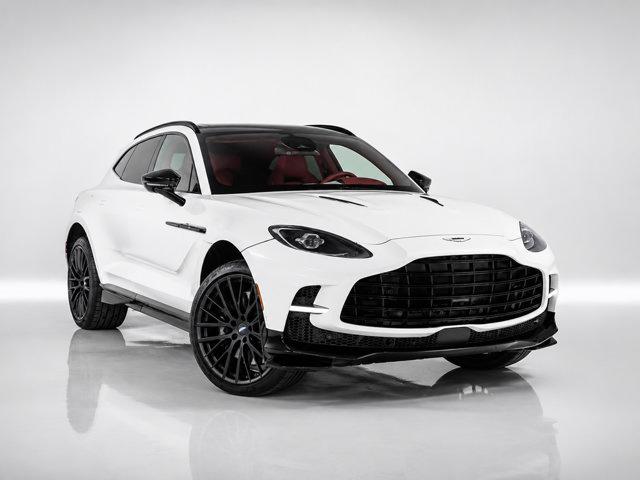 2026 Aston Martin DBX 707 photo 4