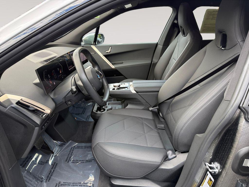 2026 BMW IX XDRIVE60 photo 9
