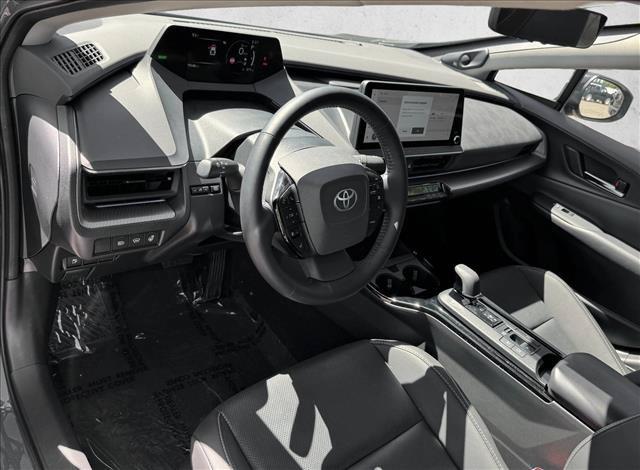 2025 Toyota PRIUS LIMITED 缩略图 12