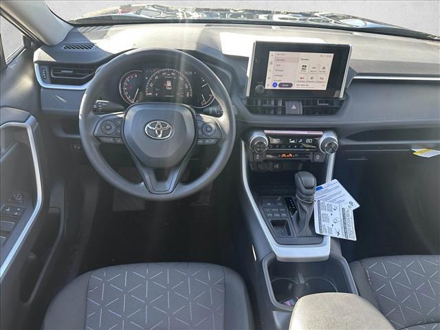 TOYOTA RAV4 - 10