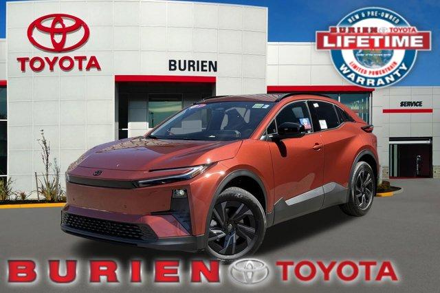 New 2026 Toyota C-HR SE