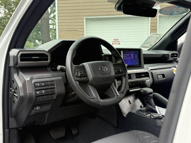 2026 Toyota TACOMA SR5 — миниатюра 12
