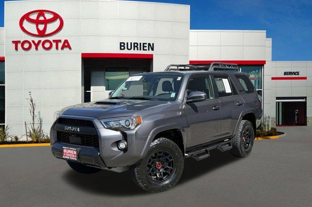 TOYOTA 4RUNNER - 1