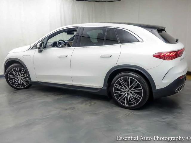 صورة 8 لـ 2023 Mercedes-BENZ EQE