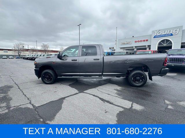 صورة 7 لـ 2026 RAM 2500 TRADESMAN CREW CAB 4X4 8' BOX