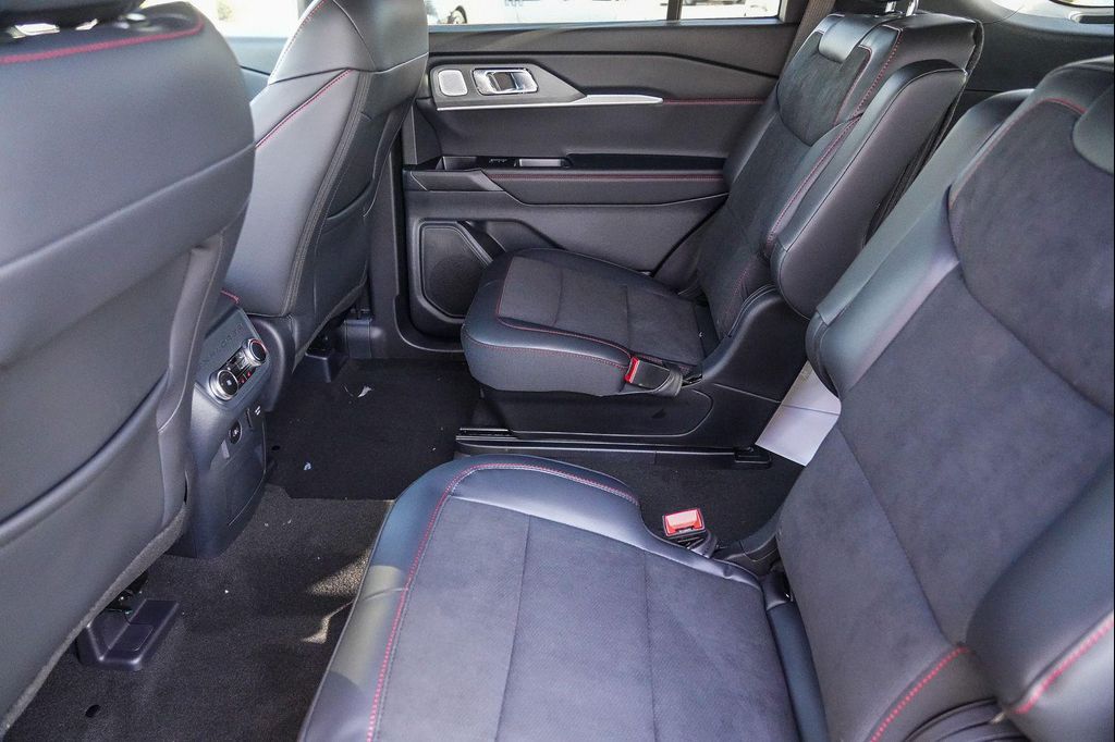 2026 FORD EXPLORER ST 缩略图 19