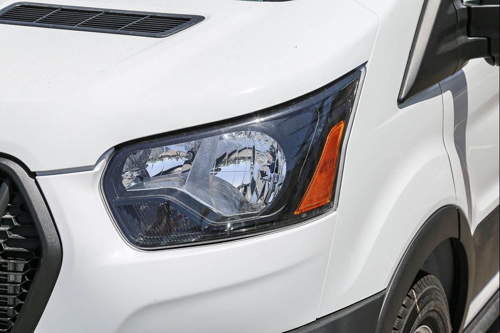 صورة 10 لـ 2026 FORD TRANSIT-350 XL