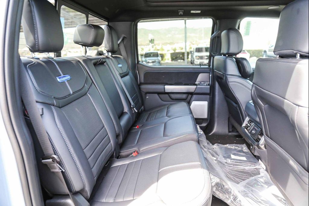 2026 FORD F-250 PLATINUM — миниатюра 19