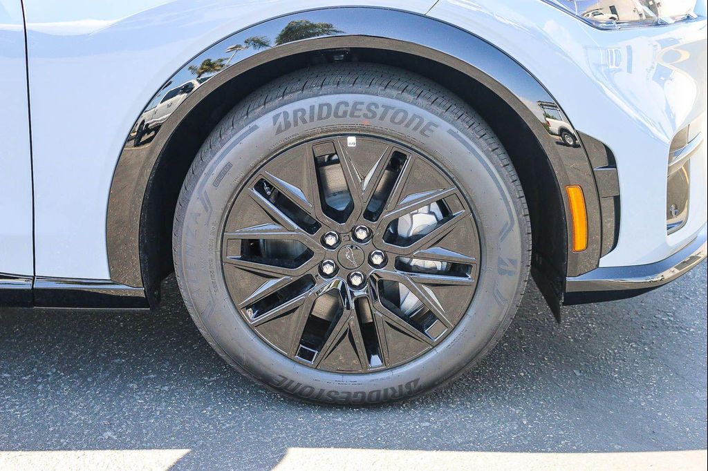 صورة مصغرة 14 لـ 2026 FORD MUSTANG MACH-E PREMIUM