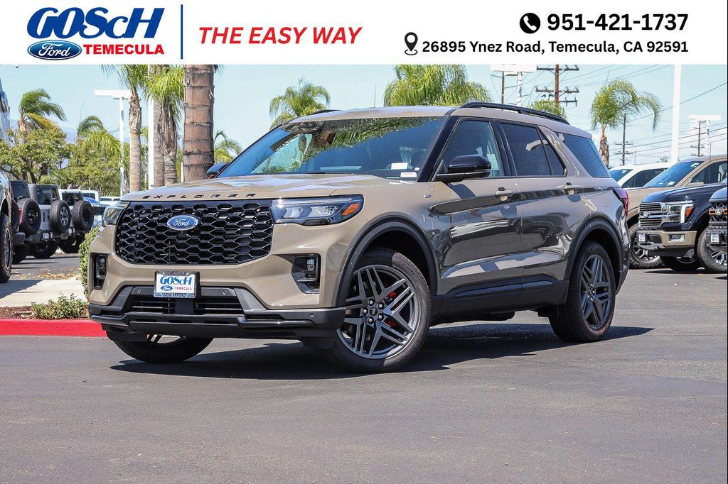 New 2026 Ford Explorer ST-Line