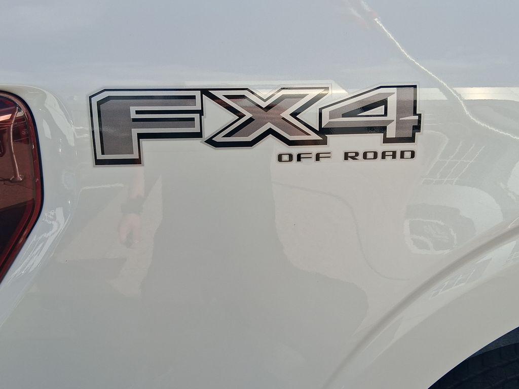2026 FORD F-150 LARIAT 照片 9