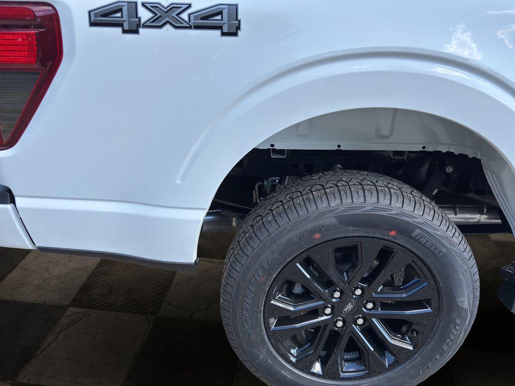 FORD F-150 XLT - 8