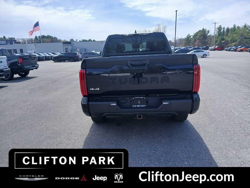 TOYOTA TUNDRA - 5