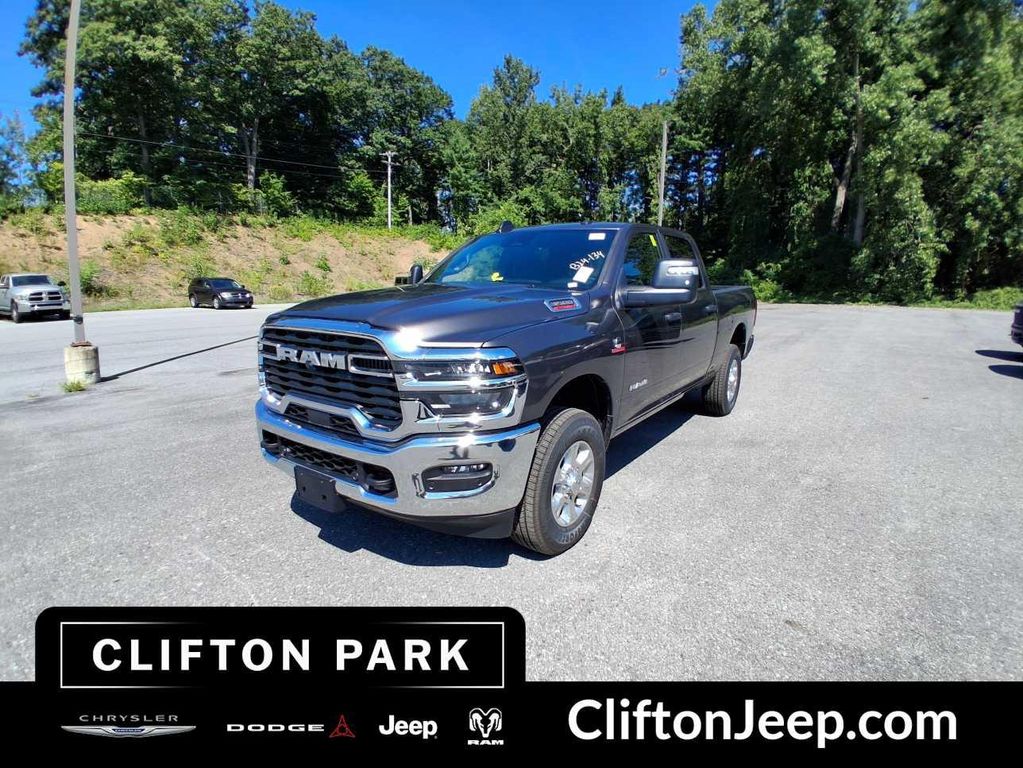 New 2026 RAM 3500 Big Horn Crew Cab 4x4 6'4' Box