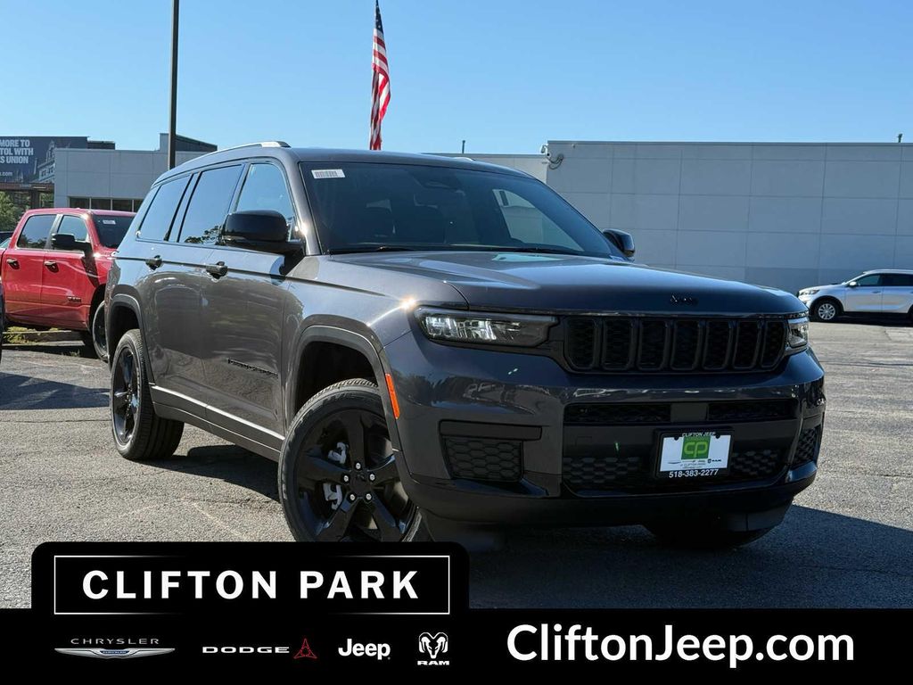 New 2025 Jeep Grand Cherokee Altitude