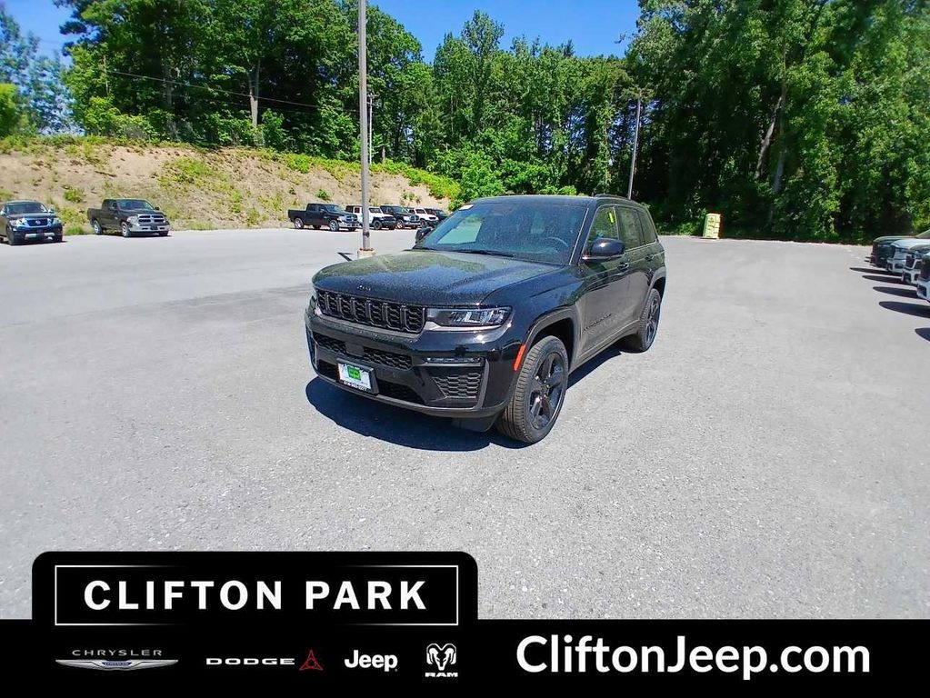 New 2026 Jeep Grand Cherokee Limited