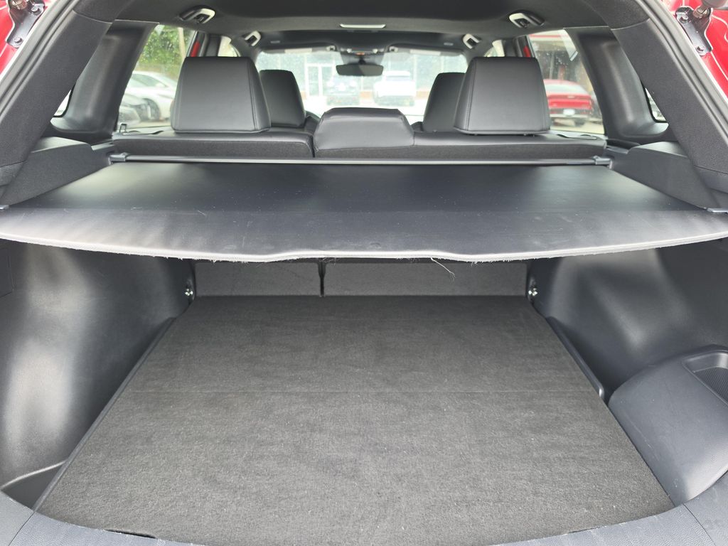 صورة مصغرة 14 لـ 2023 Toyota COROLLA CROSS HYBRID XSE