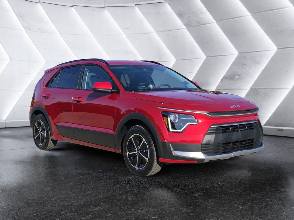 New 2026 Kia Niro LX