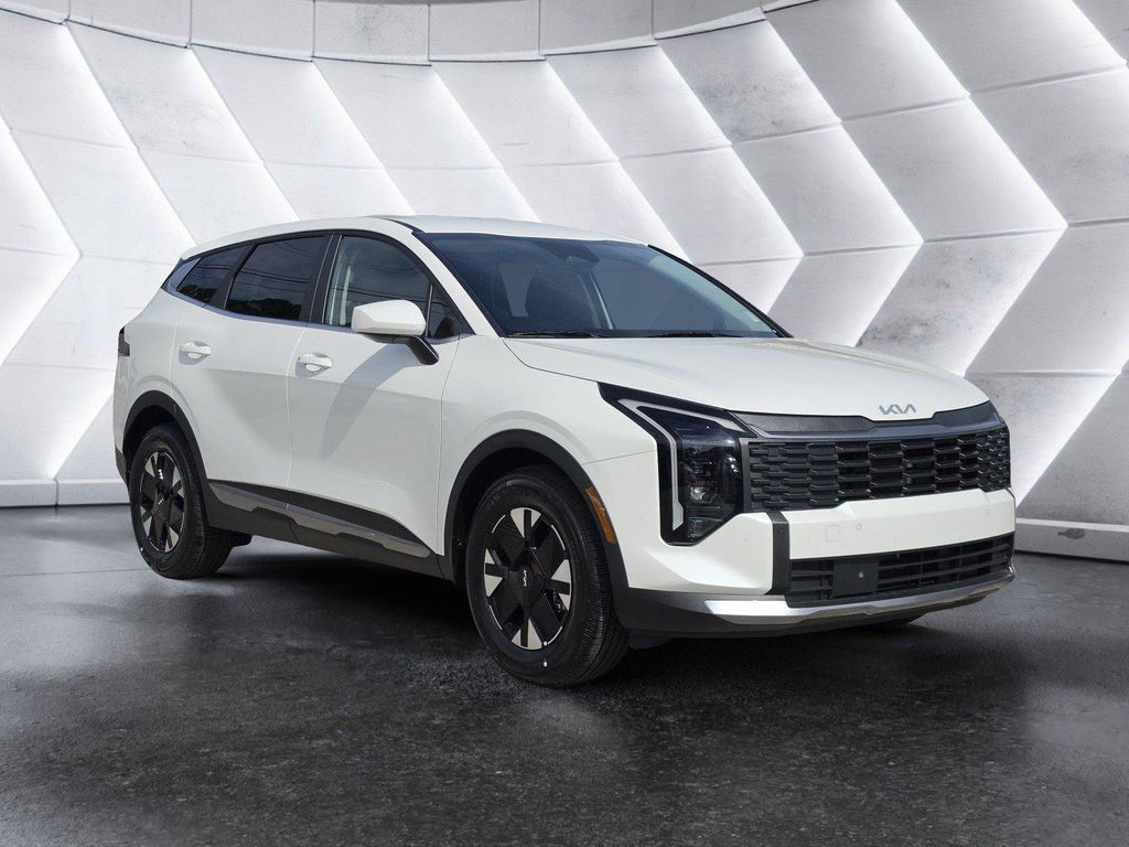 New 2026 Kia Sportage Hybrid LX