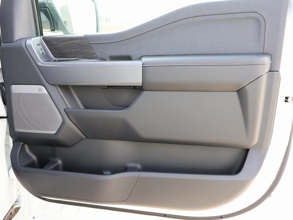 FORD F-150 LARIAT - 8