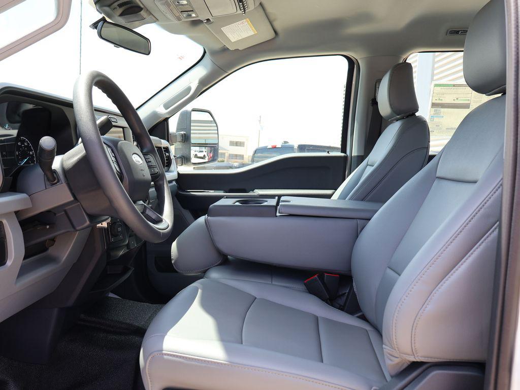 صورة مصغرة 22 لـ 2026 FORD F-250 XL