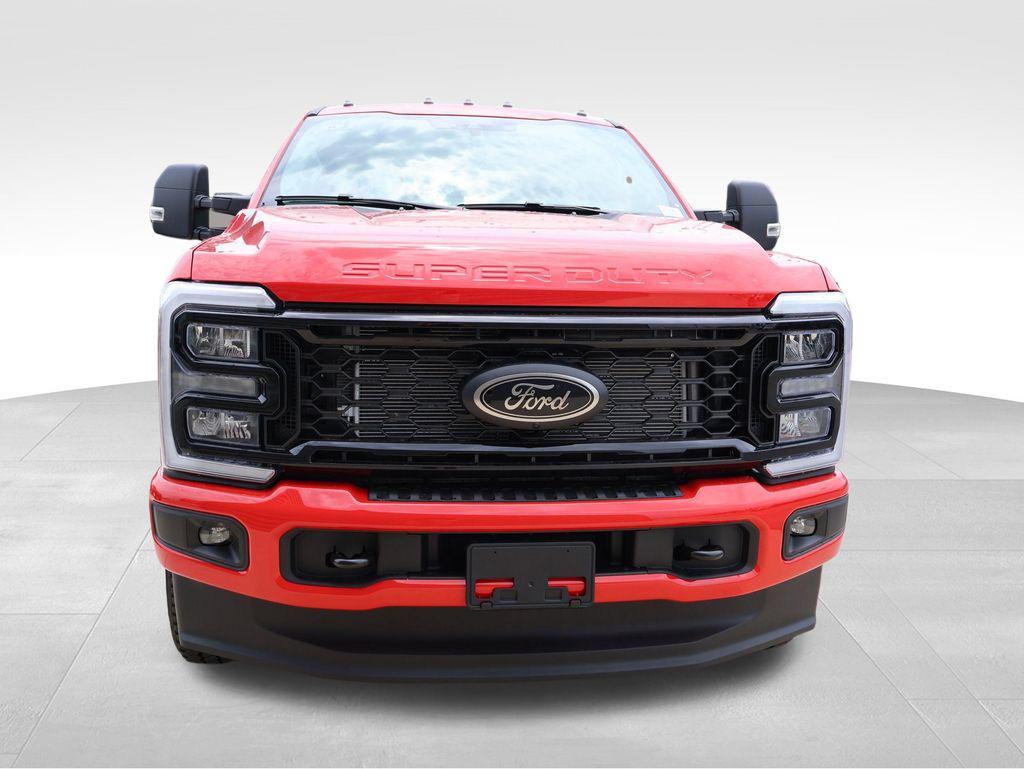 2026 FORD F-350 XLT — фото 7