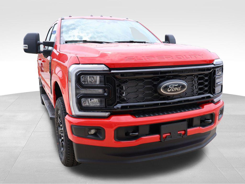 2026 FORD F-350 XLT — фото 10