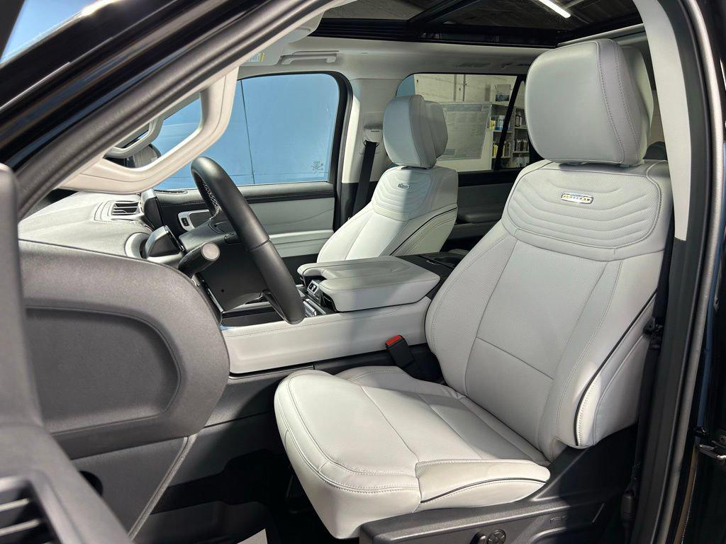 صورة مصغرة 17 لـ 2026 FORD EXPEDITION MAX PLATINUM