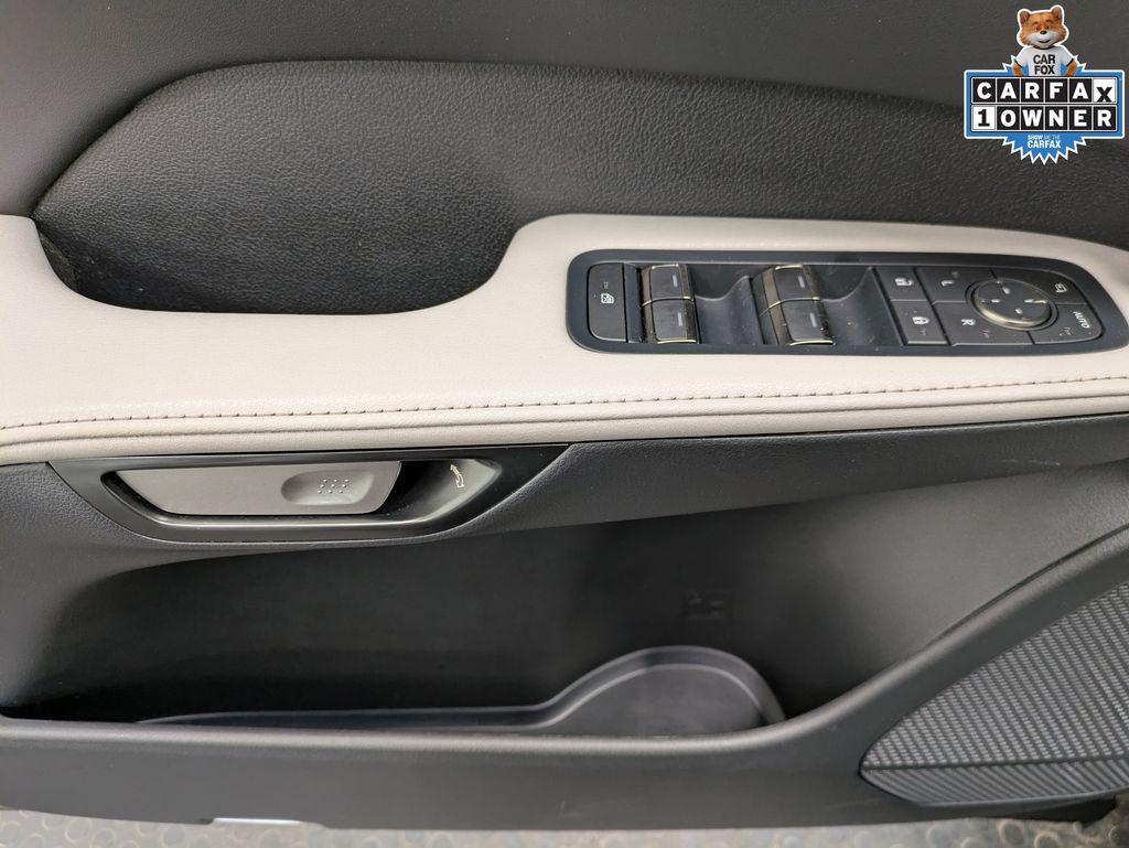 صورة 10 لـ 2023 Lexus RX 350 PREMIUM