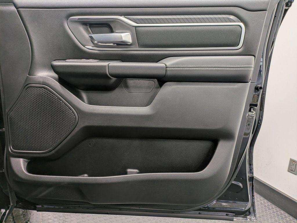 2025 RAM 1500 BIG HORN/LONE STAR — миниатюра 30