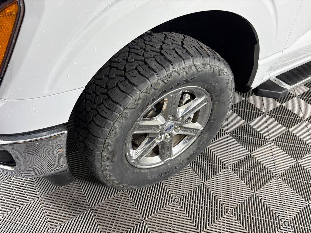 FORD F-150 XLT - 9