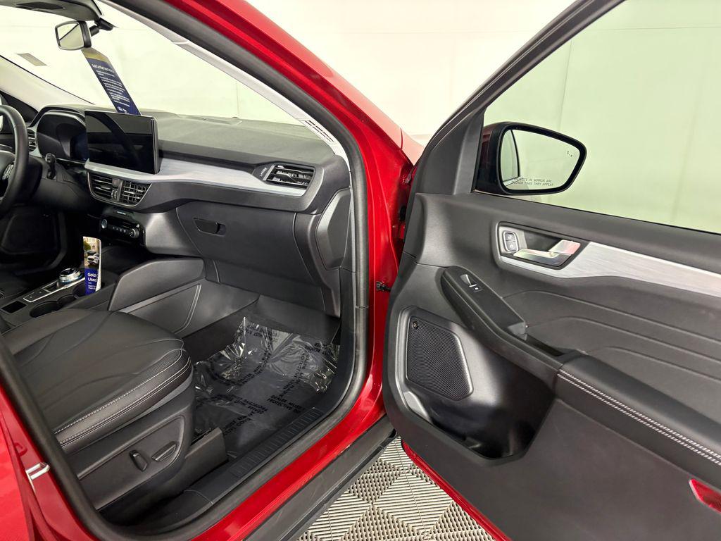صورة مصغرة 36 لـ 2026 FORD ESCAPE PLATINUM