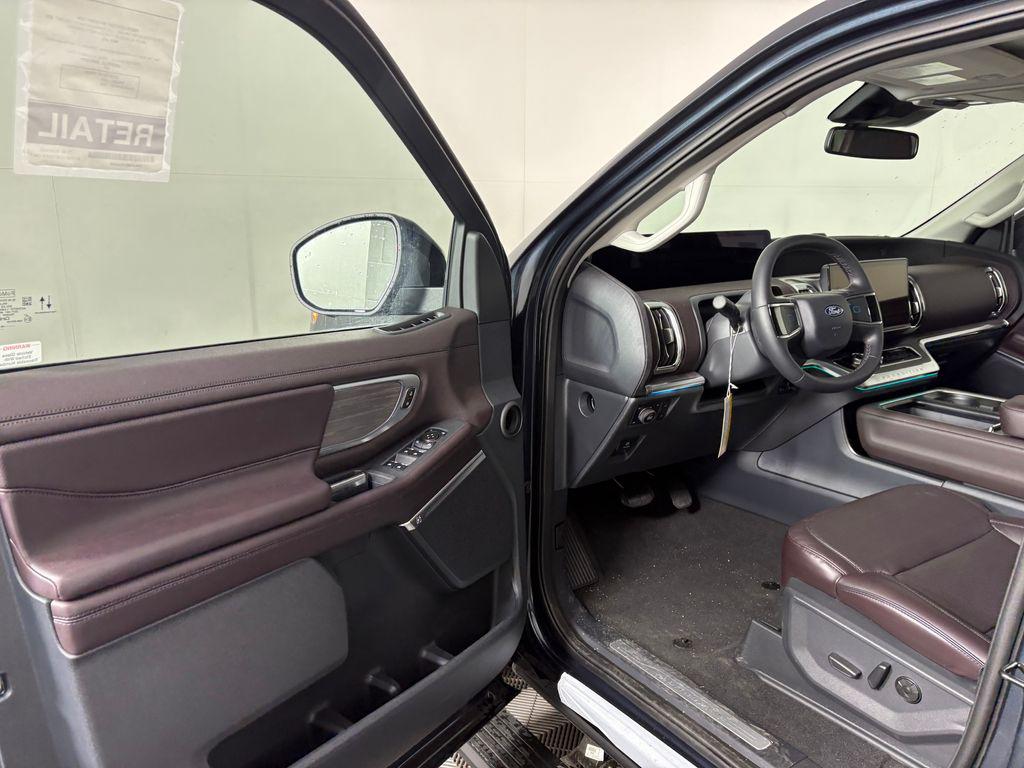 2026 FORD EXPEDITION PLATINUM — миниатюра 13