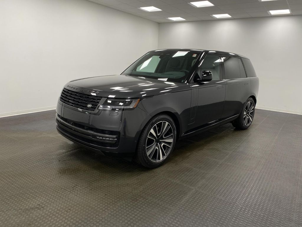 New 2026 Land Rover Range Rover P400 SE 7 Seat