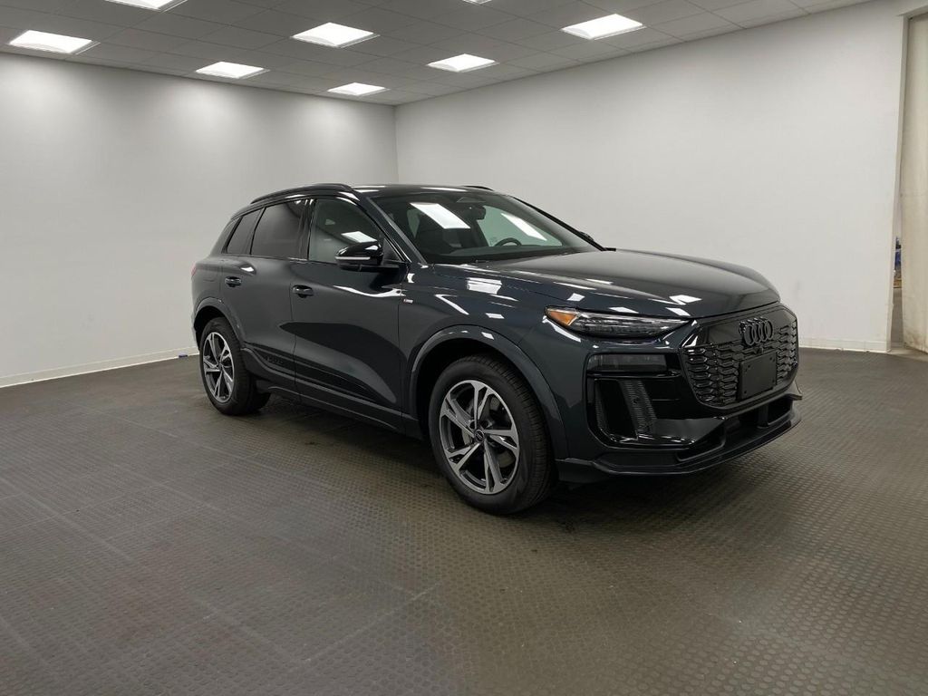 New 2027 Audi Q6 e-tron Premium Plus