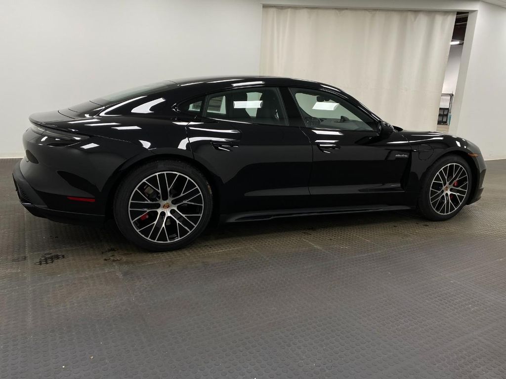 2026 Porsche TAYCAN 4S — миниатюра 11