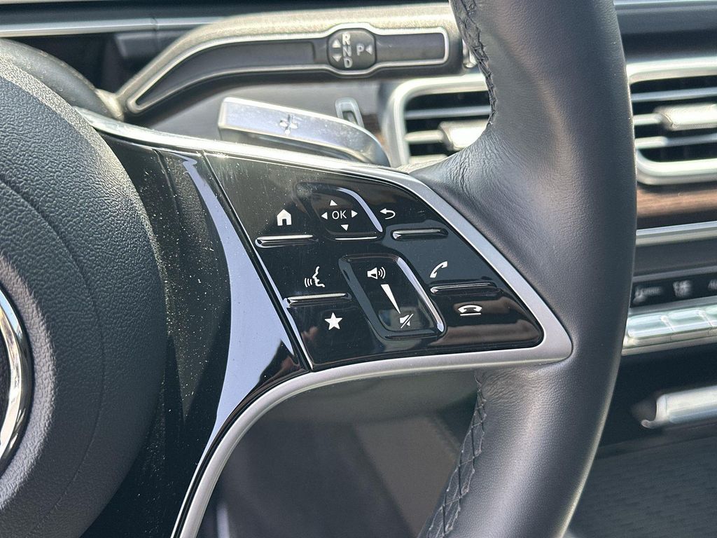 2025 Mercedes-BENZ GLE — миниатюра 37