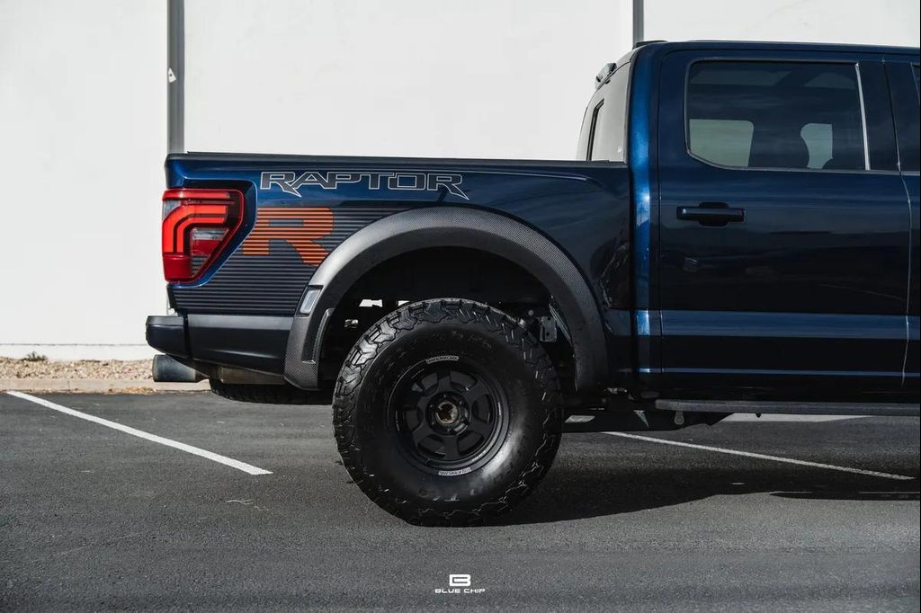 FORD F-150 RAPTOR R - 6