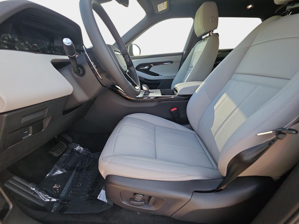صورة مصغرة 15 لـ 2026 LAND Rover RANGE ROVER EVOQUE S