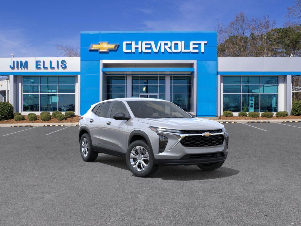 New 2026 Chevrolet Trax LS