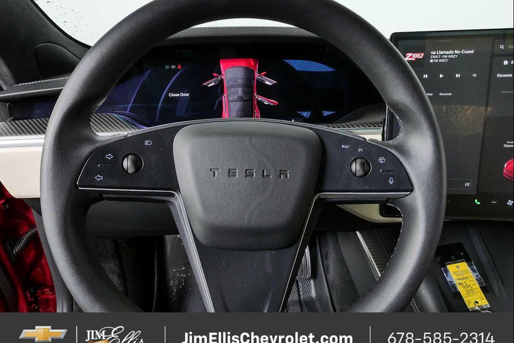 TESLA MODEL S PLAID - 8