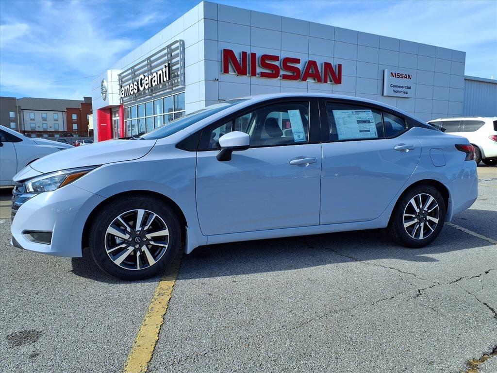 New 2025 Nissan Versa 1.6 SV