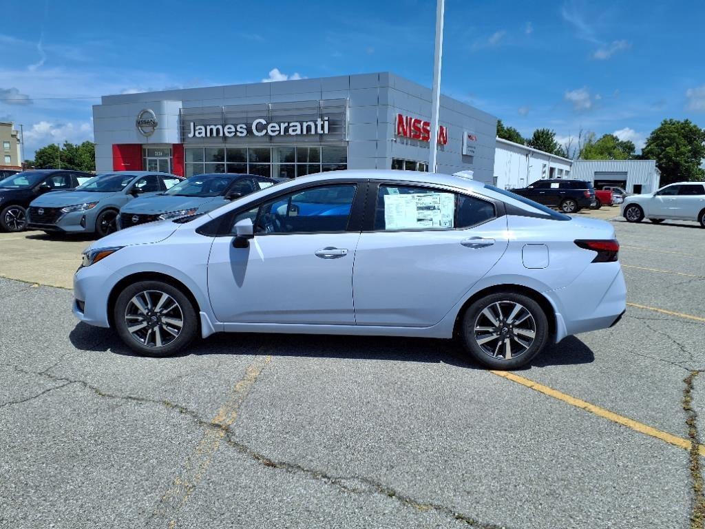 New 2025 Nissan Versa 1.6 SV
