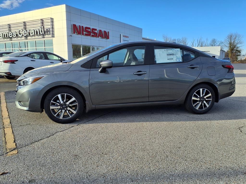 New 2025 Nissan Versa 1.6 SV