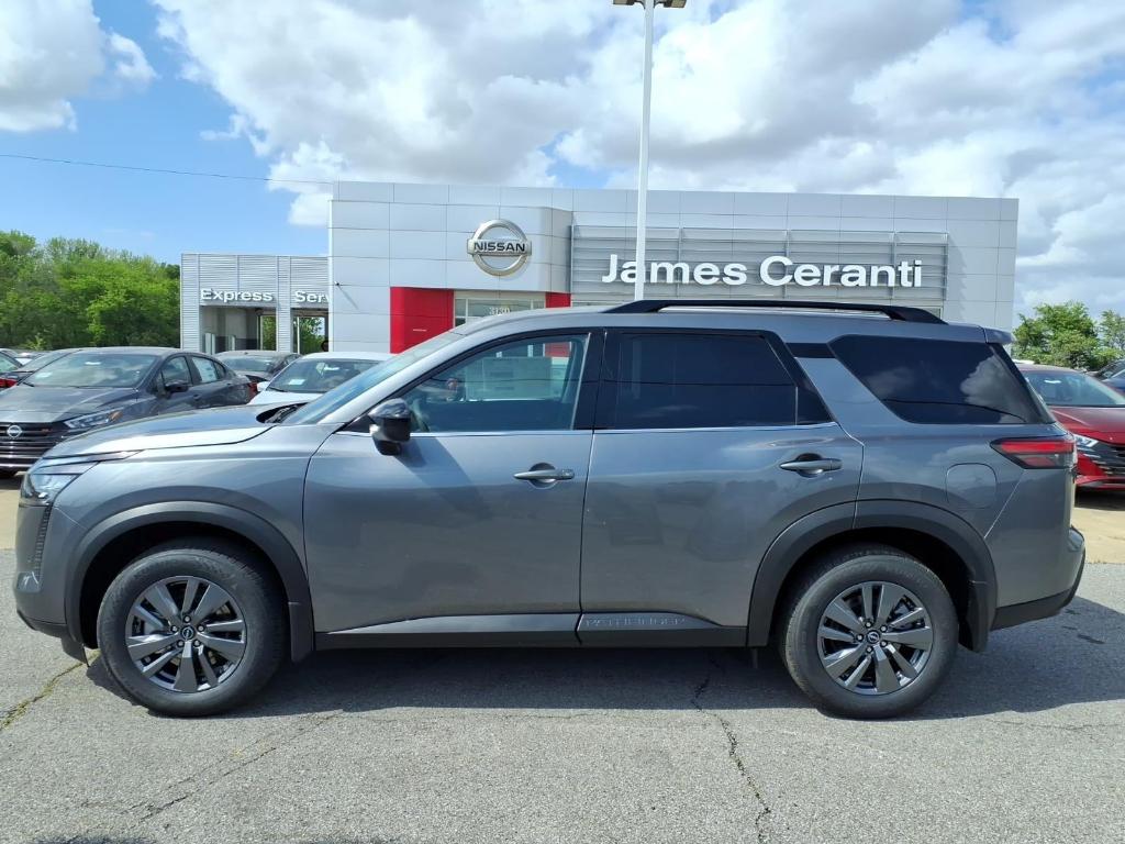 New 2026 Nissan Pathfinder SV